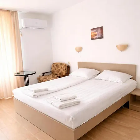 Hostel Siana House